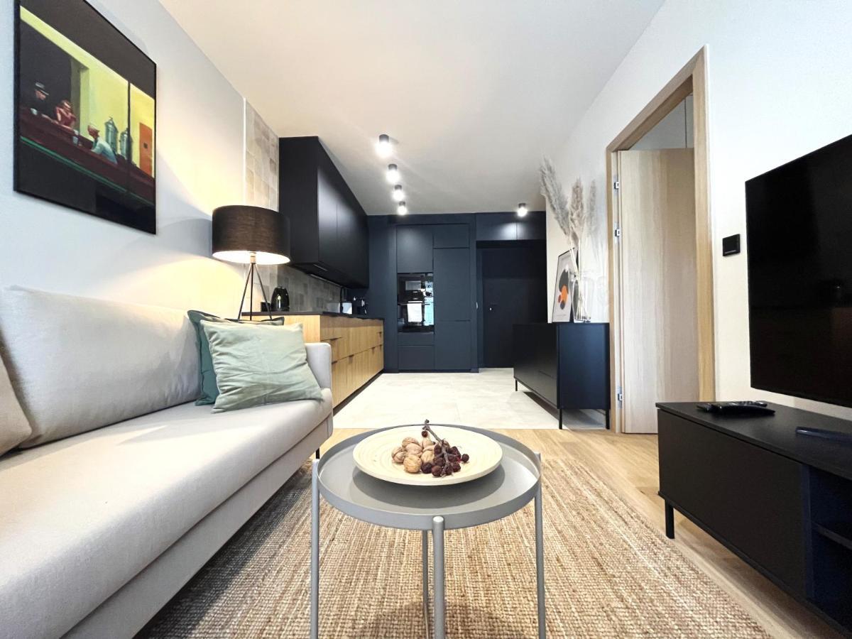 ורוצלב Wyszynskiego Apartment - Self Check-In 20H - Parking &Lift מראה חיצוני תמונה