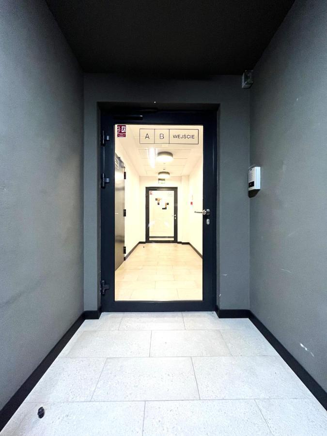 ורוצלב Wyszynskiego Apartment - Self Check-In 20H - Parking &Lift מראה חיצוני תמונה